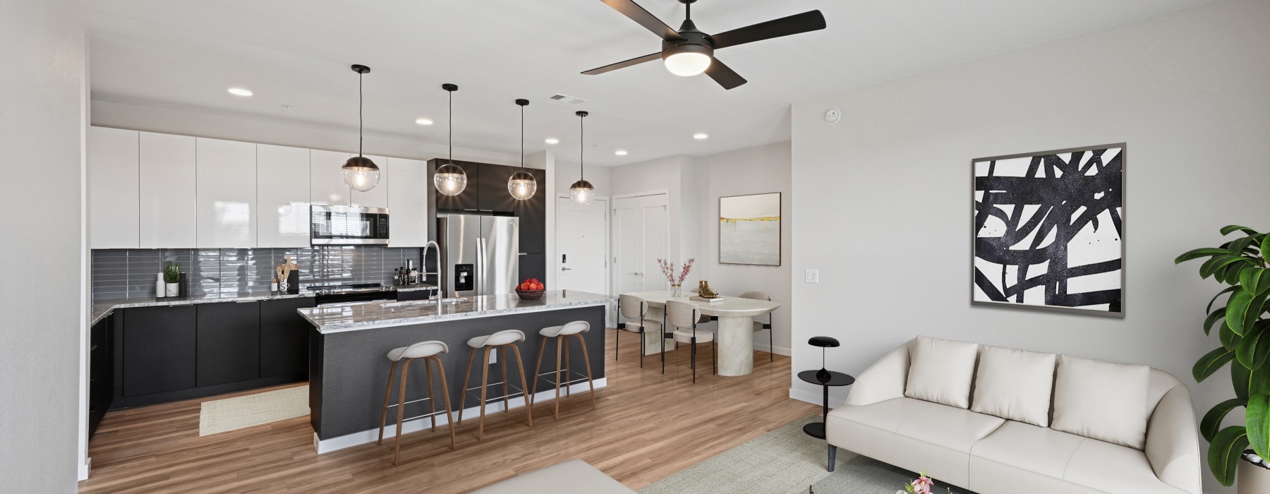 Arden Karl's Farm 2-Bedroom Apartment with Kitchen & Living Room